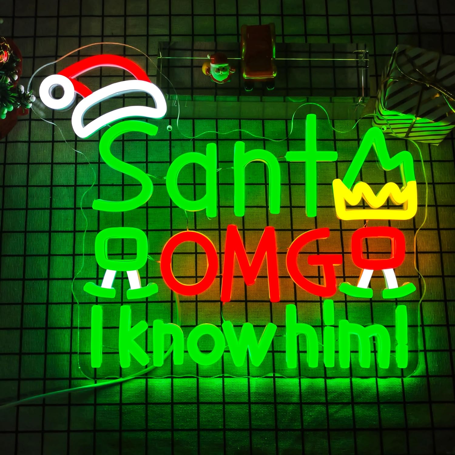 Santa'S Elves Holiday Lighting & Decor Llc - USB Santa OMG I Know Him