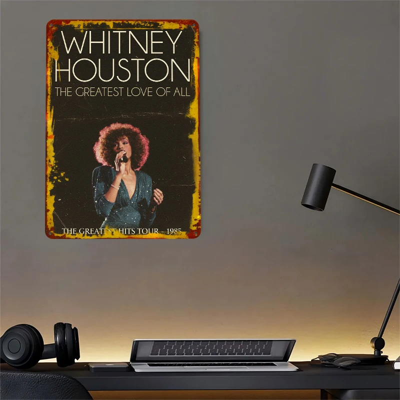 Whitney Houston: The Greatest  - đánh giá và giá Lighting Decor Houston