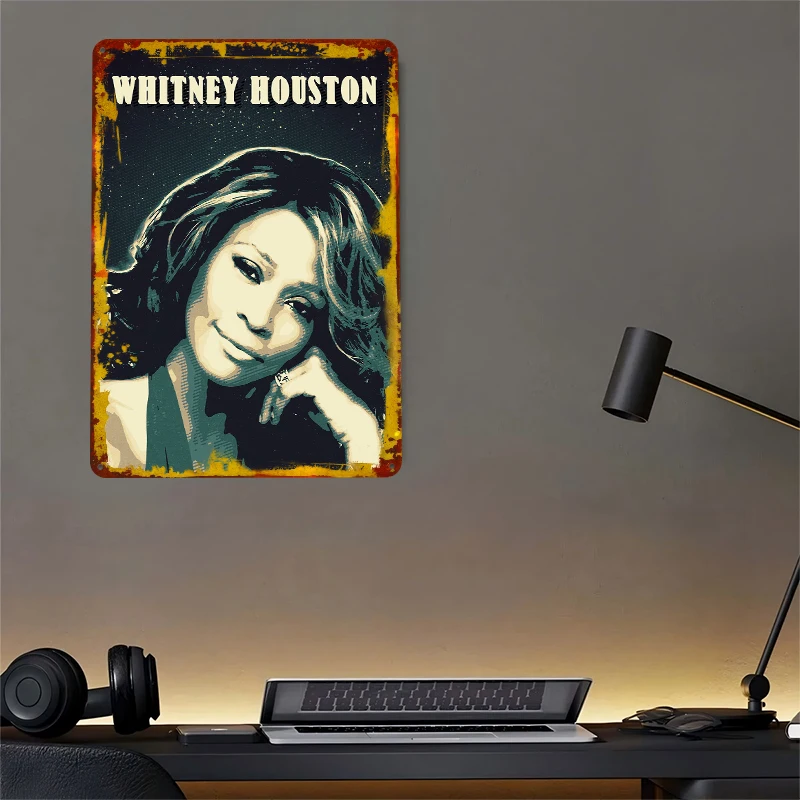 Whitney Houston Lightly 3D Met - đánh giá và giá Lighting Decor Houston